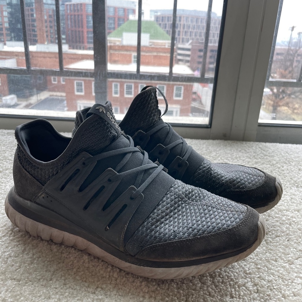 Adidas Tubular Size 12